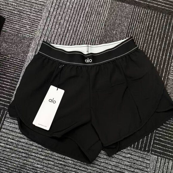 💝Black Alo Yoga Match Point Shorts💝 - Picture 5 of 5